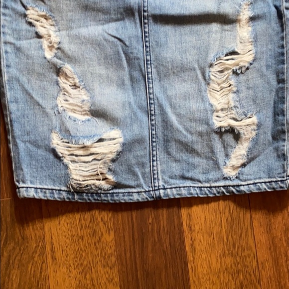 High waisted Vero Moda denim skirt (small) - Picture 2 of 8